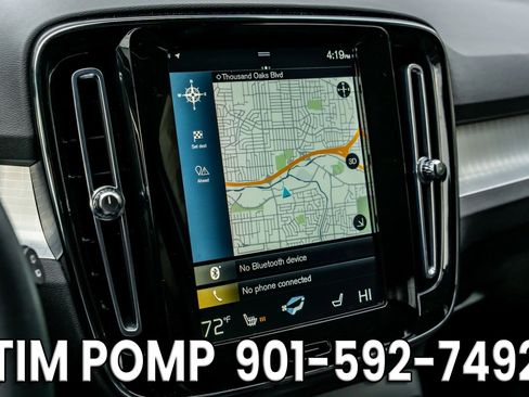 Used 2022 Volvo XC40 T5 Momentum image 20