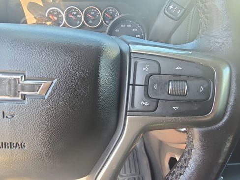 Used 2021 Chevrolet Silverado 1500 RST w/ Bed Protection Package image 18