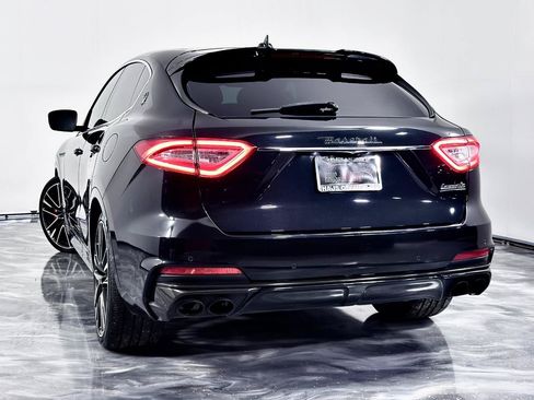Used 2019 Maserati Levante Trofeo AWD/4WD image 9