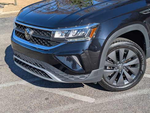 Used 2024 Volkswagen Taos S image 13