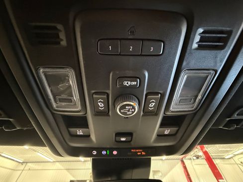 Used 2024 Chevrolet Tahoe RST w/ Luxury Package AWD/4WD image 20