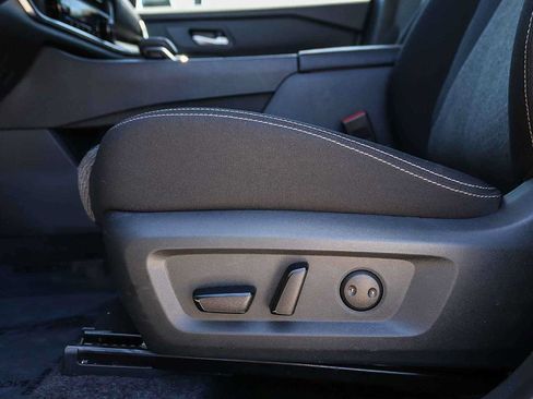 Used 2026 Nissan Rogue SV FWD image 21