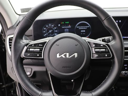 Used 2024 Kia Seltos SX image 17