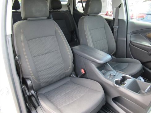 Used 2018 GMC Terrain SLE w/ Driver Convenience Package FWD image 9