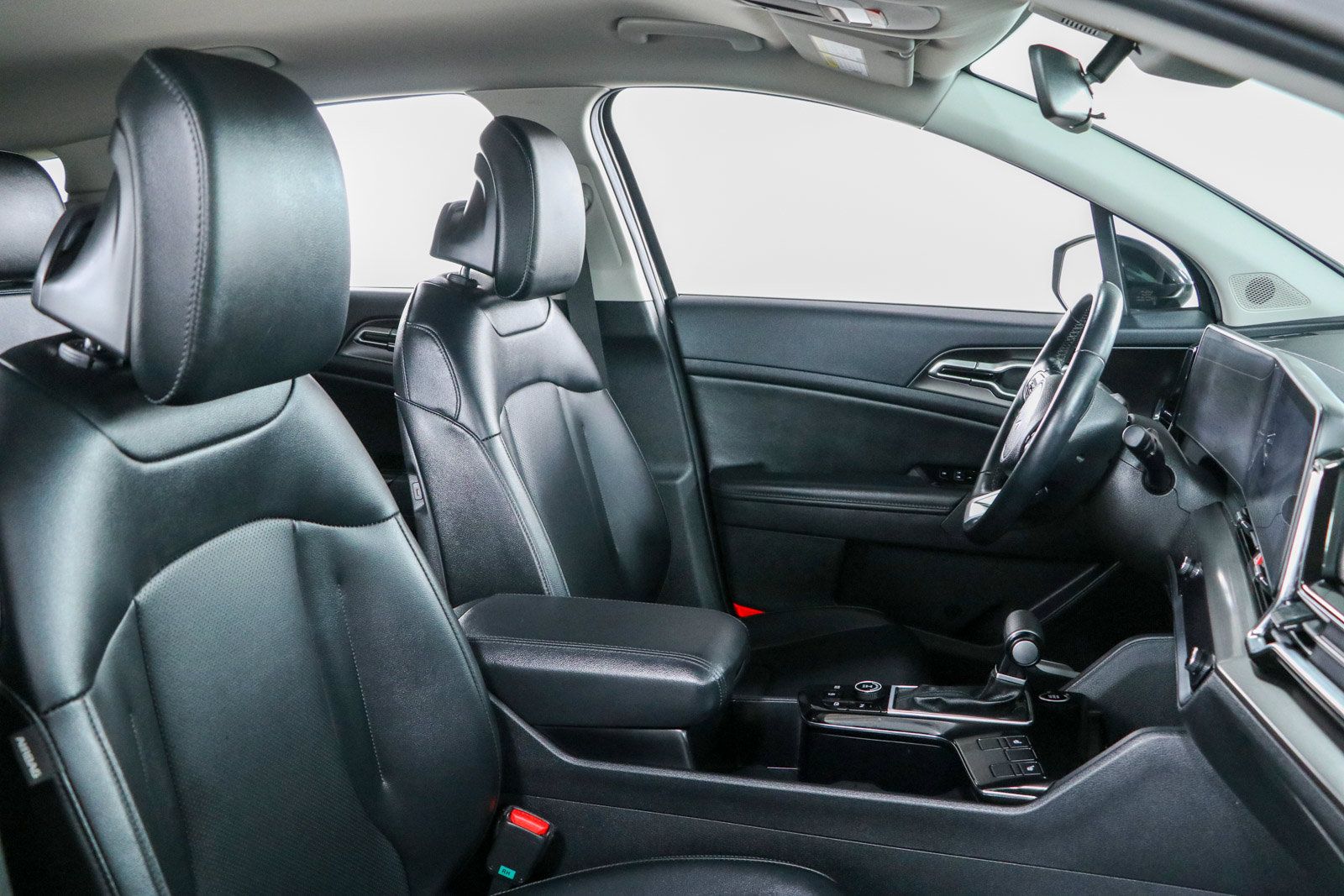 Used 2023 Kia Sportage EX FWD image 26