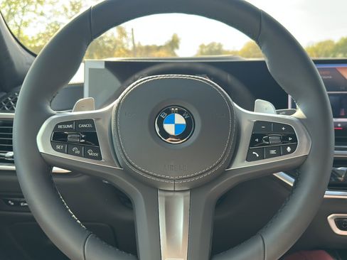 New 2026 BMW X6 xDrive40i w/ Climate Comfort Package image 17