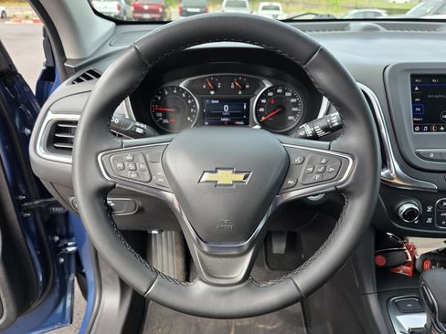 Used 2024 Chevrolet Equinox LT AWD/4WD image 16