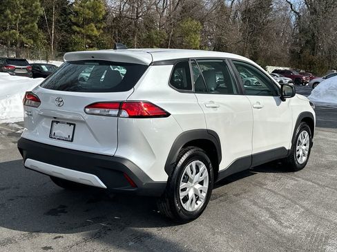 Certified 2024 Toyota Corolla Cross L image 4