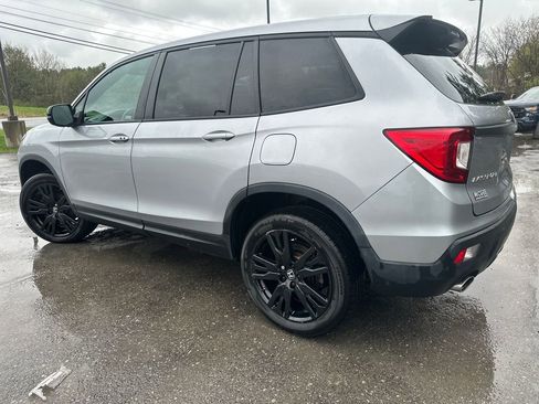 Used 2021 Honda Passport Sport image 3