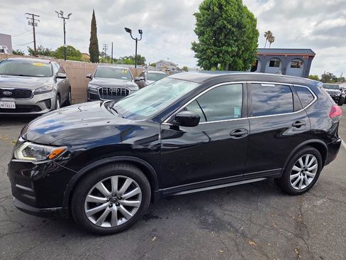 Used 2018 Nissan Rogue S FWD image 29