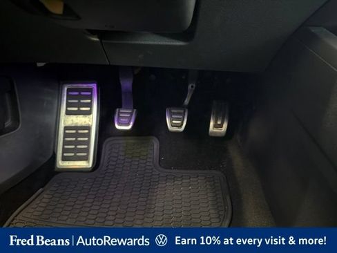 Used 2022 Volkswagen GTI Autobahn FWD image 21