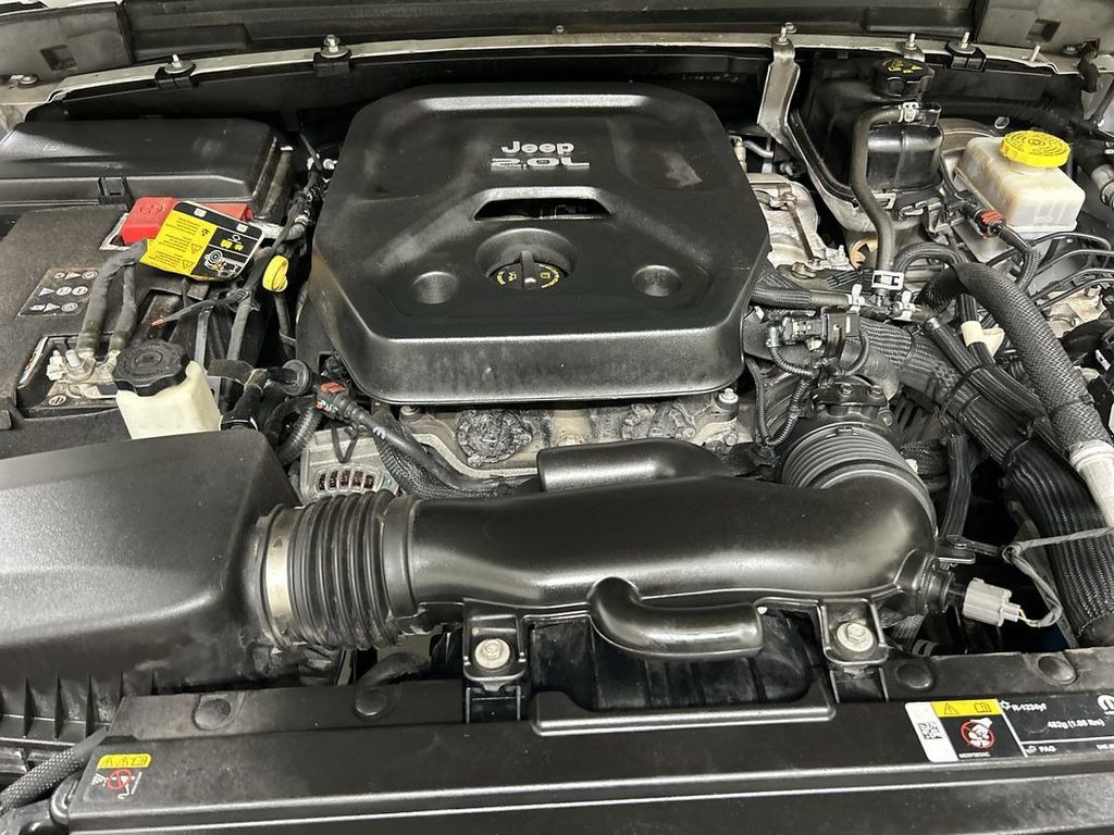 Used 2023 Jeep Wrangler Unlimited Sport AWD/4WD image 23