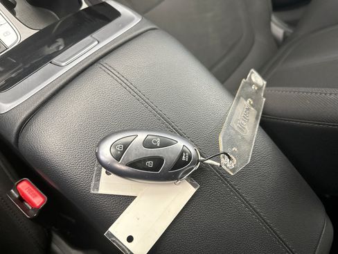 Used 2025 Hyundai Tucson SEL AWD/4WD image 21