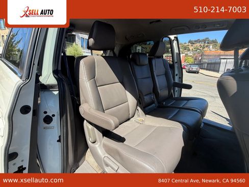 Used 2015 Honda Odyssey EX-L image 10