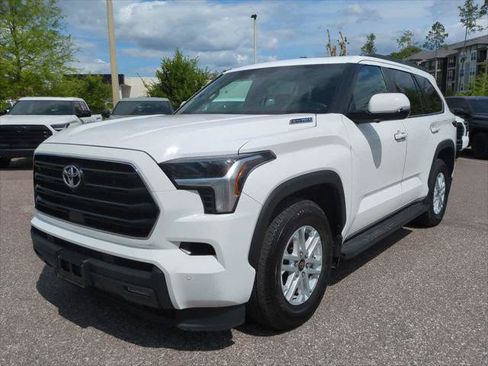 Certified 2025 Toyota Sequoia SR5 AWD/4WD image 2