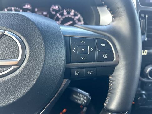 Certified 2023 Lexus GX 460 Premium AWD/4WD image 26
