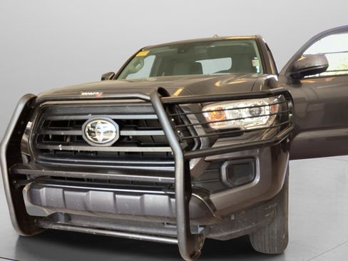 Used 2023 Toyota Tacoma SR w/ SR Convenience Package AWD/4WD image 36