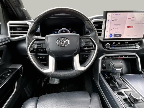 Used 2023 Toyota Tundra Platinum AWD/4WD image 6