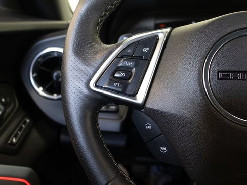 Used 2018 Chevrolet Camaro SS RWD image 26