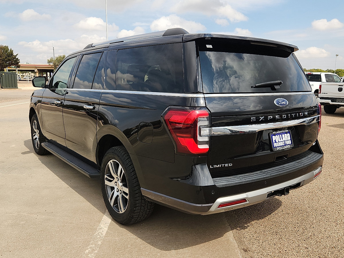 Used 2024 Ford Expedition Max Limited RWD image 3