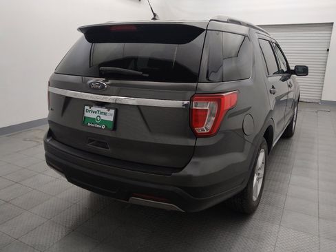 Used 2019 Ford Explorer XLT w/ Equipment Group 201A image 7
