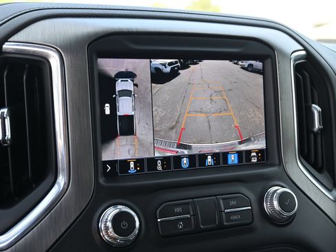 Used 2022 GMC Sierra 2500 Denali w/ Denali Ultimate Package AWD/4WD image 13