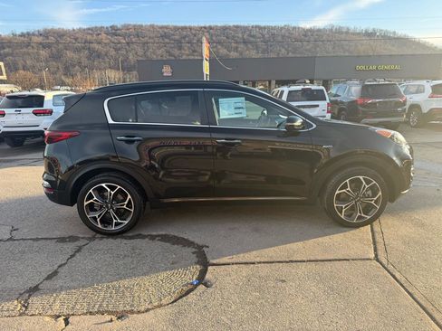 Used 2022 Kia Sportage SX image 9