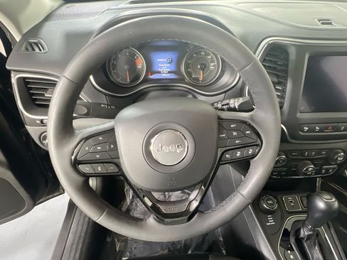 Used 2023 Jeep Cherokee Altitude Lux w/ Lux Elite Package AWD/4WD image 11