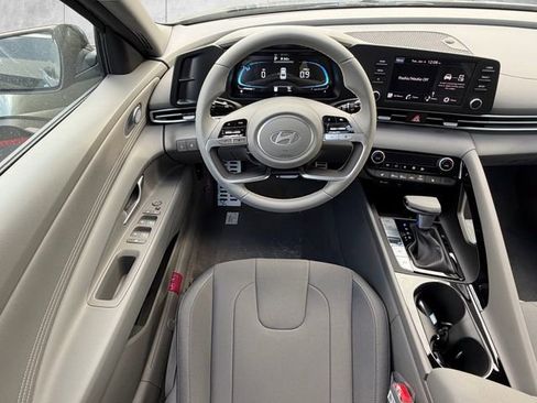 New 2026 Hyundai Elantra SEL Sport image 4