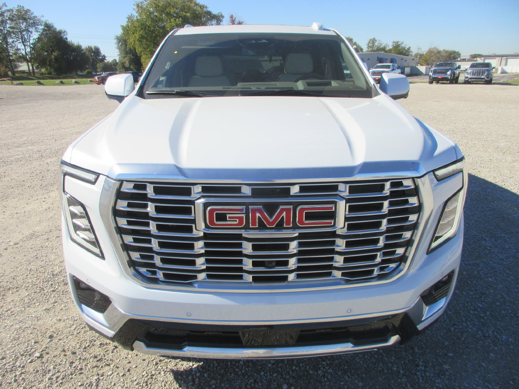 New 2027 GMC Yukon Denali w/ Sun & Power Step Package AWD/4WD image 10