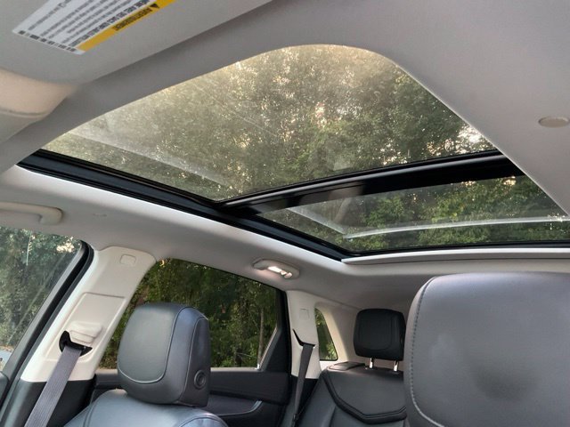 Used 2017 Cadillac XT5 Premium Luxury w/ Driver Assist Package AWD/4WD image 9