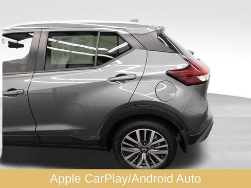 Used 2024 Nissan Kicks SV image 17