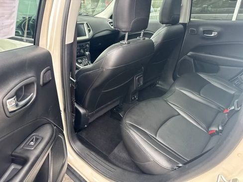 Used 2019 Jeep Compass High Altitude AWD/4WD image 12