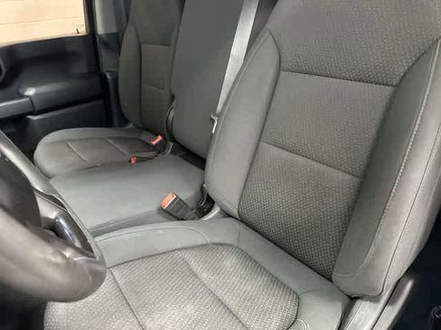 Used 2020 Chevrolet Silverado 2500 Custom w/ Custom Value Package image 10