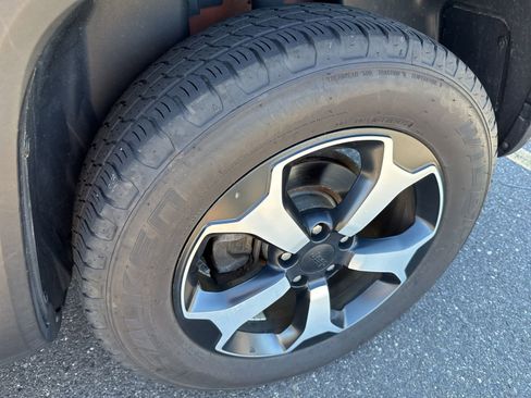 Used 2020 Jeep Renegade Trailhawk w/ Cold Weather Group image 9