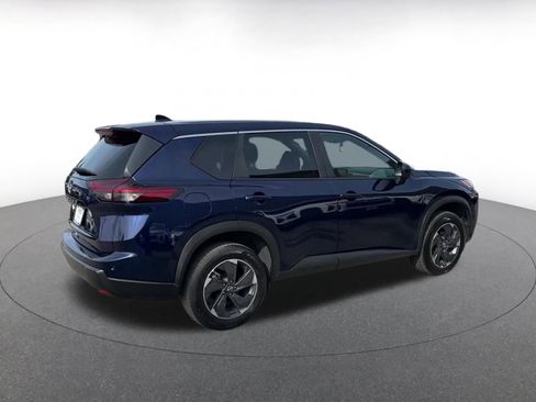 Used 2025 Nissan Rogue SV image 14