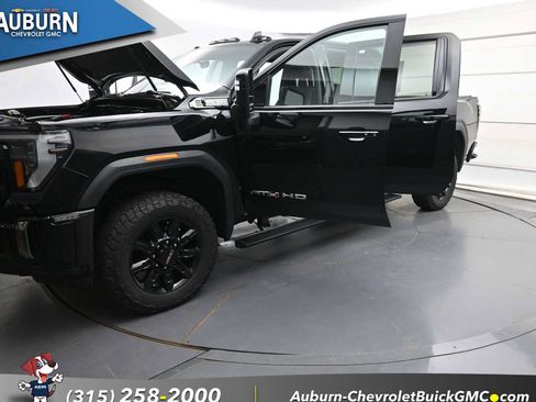 Used 2024 GMC Sierra 2500 AT4 w/ AT4 Premium Plus Package AWD/4WD image 39
