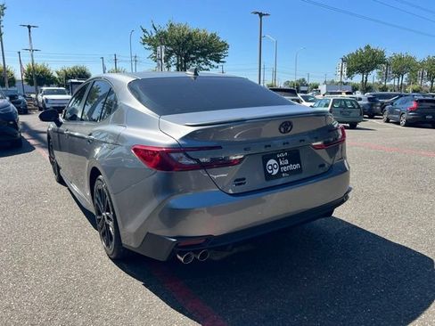 Used 2025 Toyota Camry SE w/ Convenience Package AWD/4WD image 7