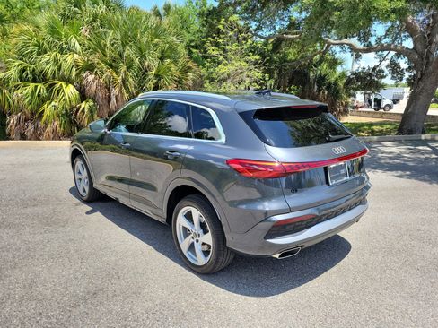 Certified 2025 Audi Q5 Premium Plus w/ Premium Plus AWD/4WD image 6