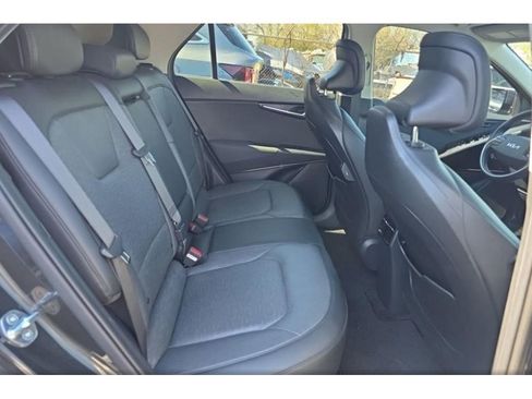Used 2023 Kia Niro Wave w/ Wave Preserve Package image 6