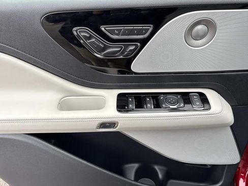 New 2026 Lincoln Aviator Reserve image 20