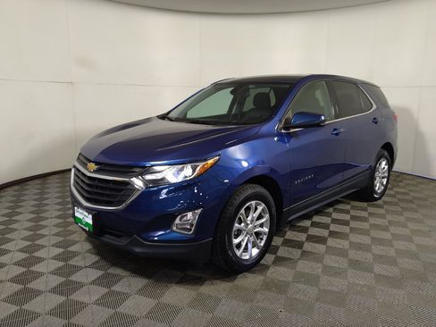 Used 2020 Chevrolet Equinox LT w/ Driver Convenience Package AWD/4WD image 15
