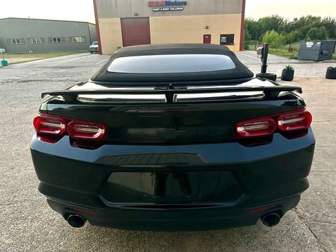 Used 2019 Chevrolet Camaro LT RWD image 9
