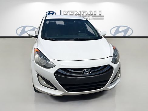Used 2013 Hyundai Elantra GT w/ Touch & Go Pkg FWD image 2