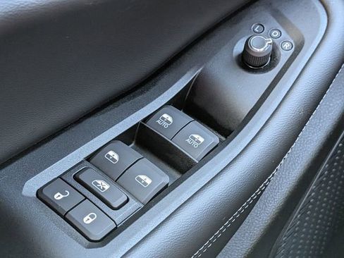 New 2026 Jeep Grand Cherokee Altitude AWD/4WD image 25