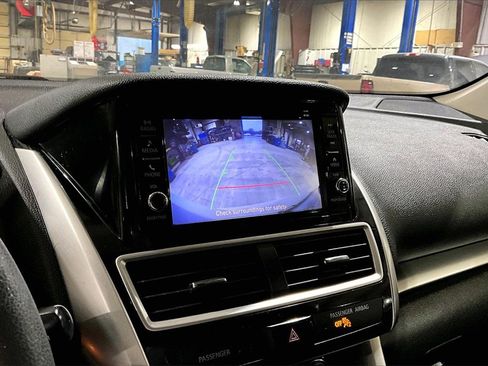 Used 2019 Mitsubishi Eclipse Cross ES image 17
