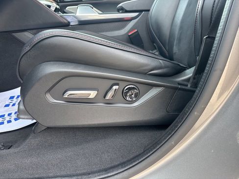 Used 2023 Acura MDX A-Spec image 12