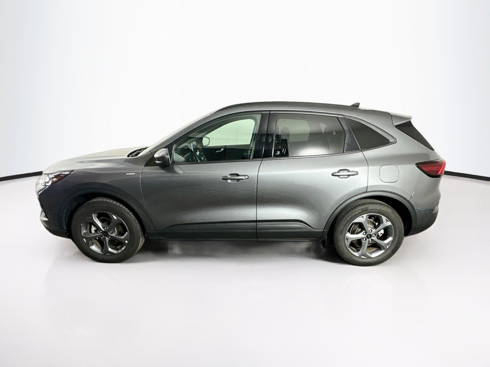 Used 2025 Ford Escape ST-Line Select AWD/4WD image 4