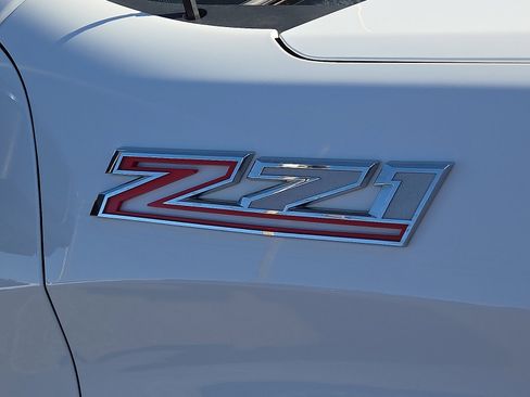 Used 2021 Chevrolet Silverado 1500 LTZ w/ Technology Package image 7