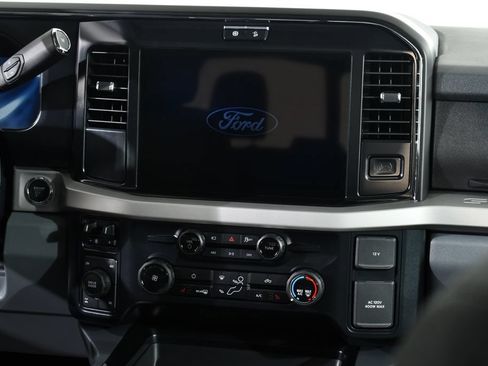 New 2026 Ford F350 XLT w/ XLT Premium Package AWD/4WD image 9
